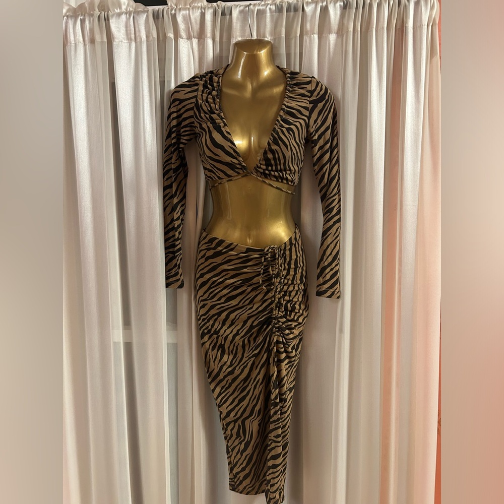 Sexy top+skirt set